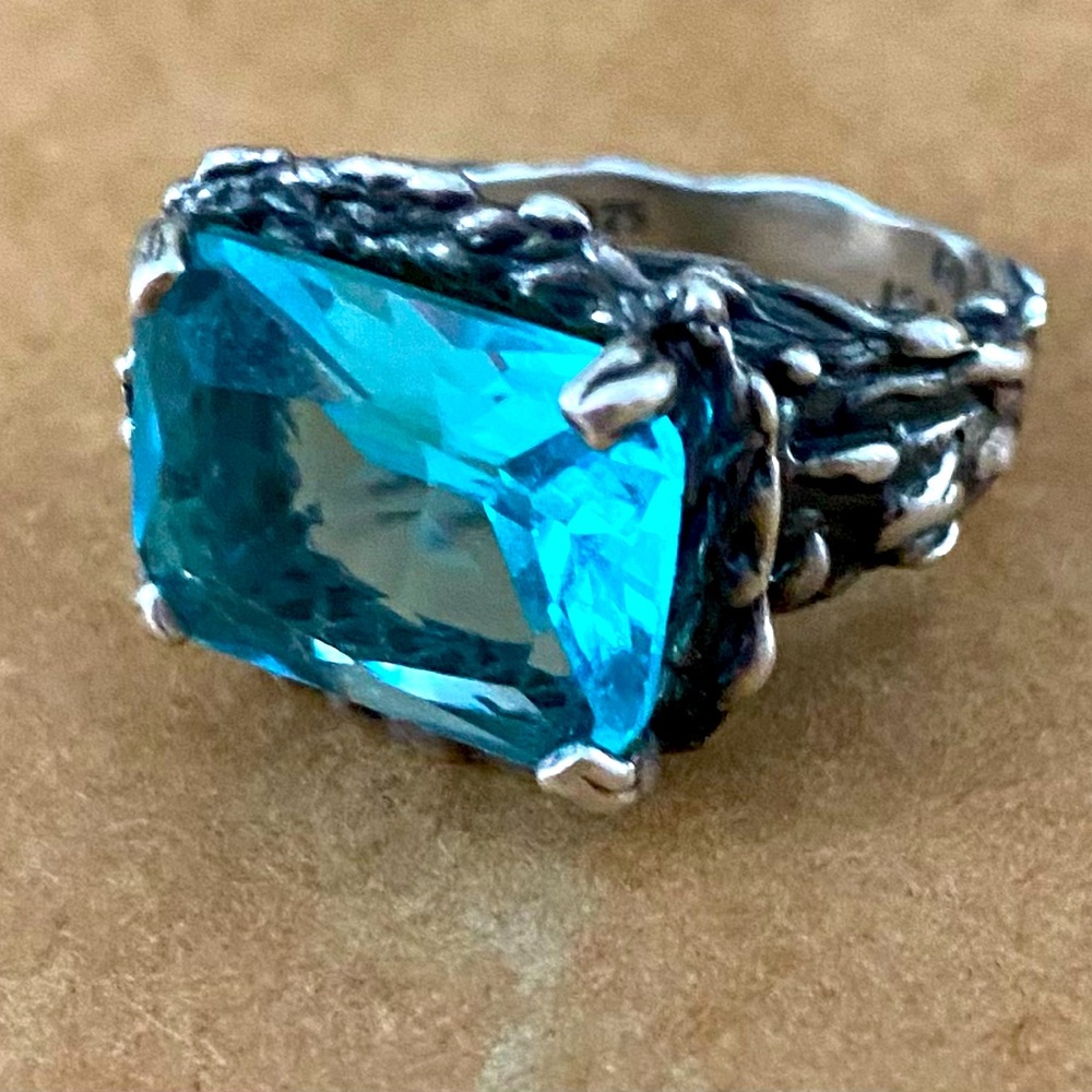 Silver blue topaz ring
